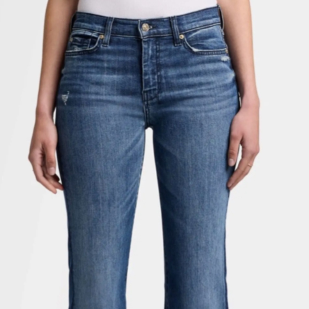 SALE! 7 For All Mankind "High Waist Bootcut" (mid rise) Size 29 Great Condition!